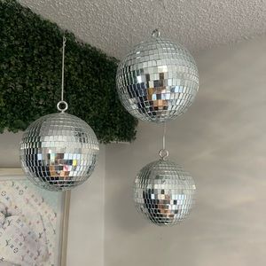 Mini disco balls